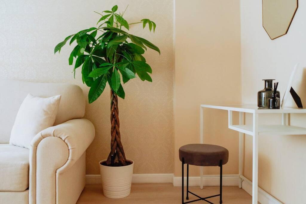 Elegant Vibes Apartment Next To Obor Market Bukares Bagian luar foto